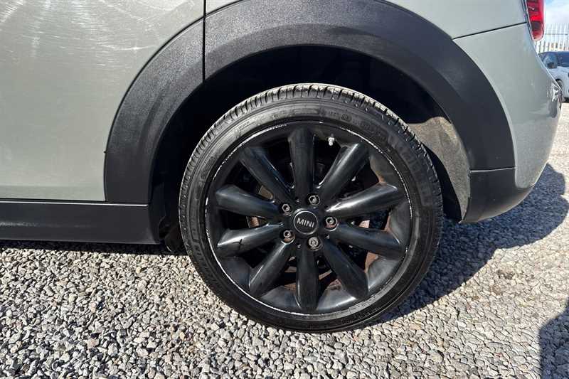 Used MINI Hatch 2019 for sale - 78050120: Photo 9