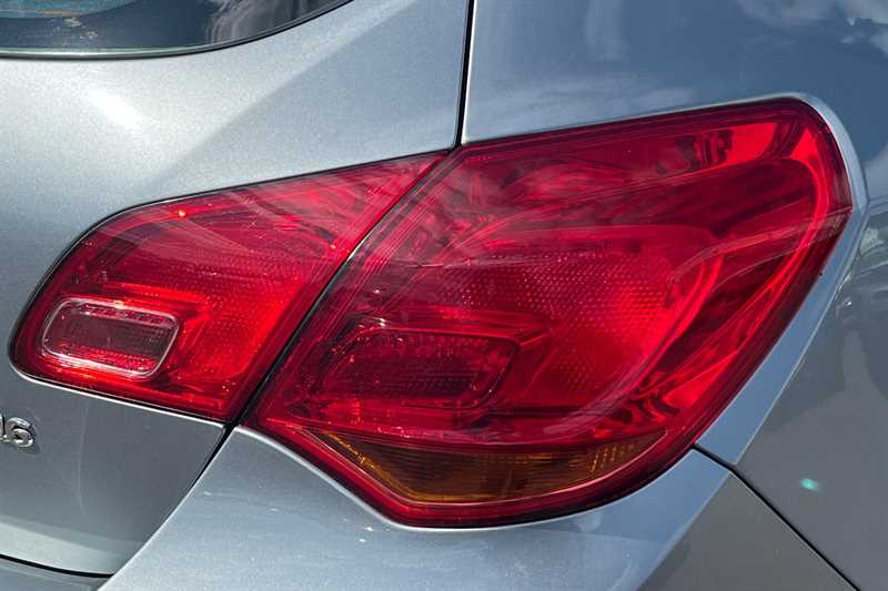 Used Vauxhall Astra 2014 for sale - 78138780: Photo 32