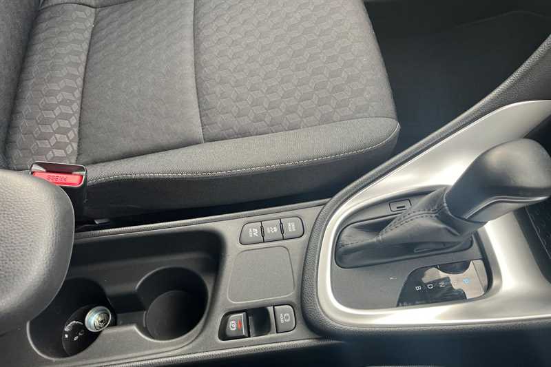 Used Toyota Yaris 2022 for sale - 78160686: Photo 39