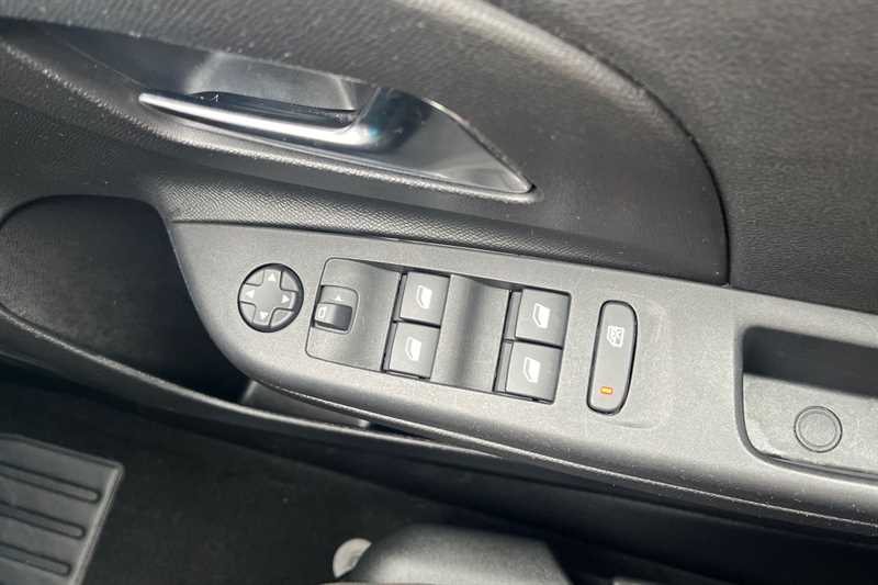 Used Vauxhall Corsa 2023 for sale - 77741482: Photo 16