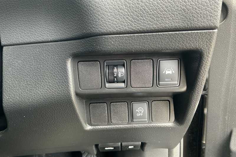 Used Nissan Qashqai 2018 for sale - 77553919: Photo 39