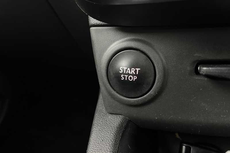 Used Renault Clio 2019 for sale - 77930121: Photo 39