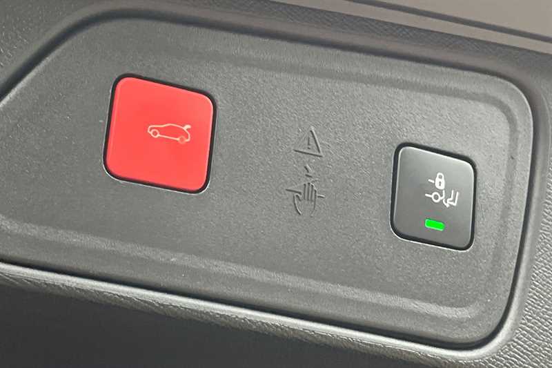 Used Peugeot 3008 2020 for sale - 77082863: Photo 39