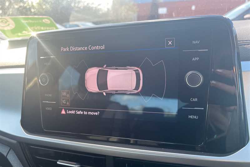 Used Volkswagen T-Roc 2023 for sale - 77894797: Photo 19