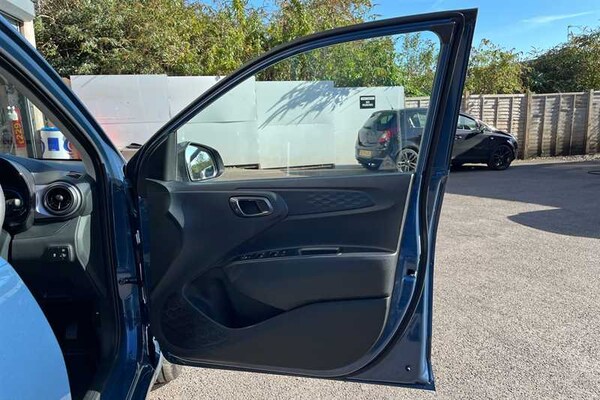 Used Hyundai i10 2025 for sale - 76176410: Photo 41