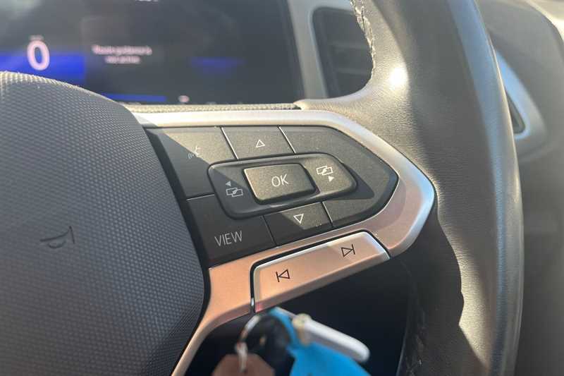 Used Volkswagen T-Roc 2023 for sale - 77914667: Photo 22