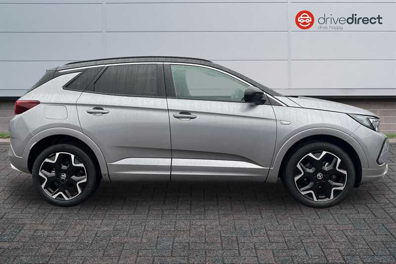 Used Vauxhall Grandland 2022 for sale - 77429937: Photo 2