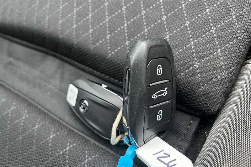 Used Vauxhall Grandland 2022 for sale - 77429937: Photo 36