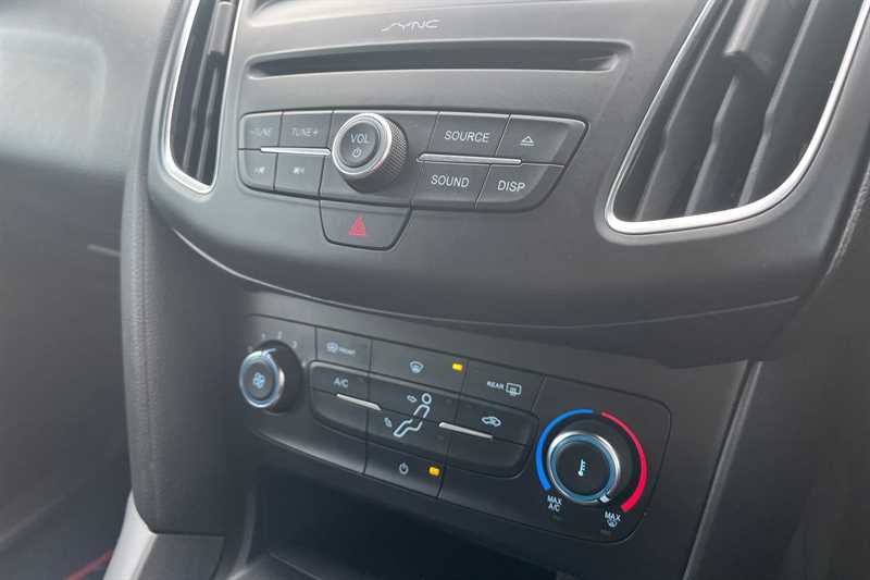 Used Ford Focus 2017 for sale - 77374973: Photo 15