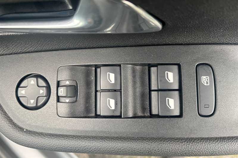 Used Vauxhall Mokka 2023 for sale - 77481039: Photo 16