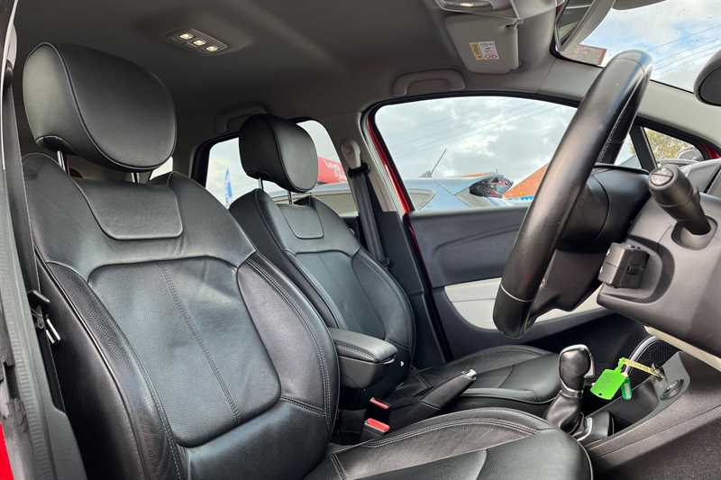 Used Renault Captur for sale - 76463587: Photo 23