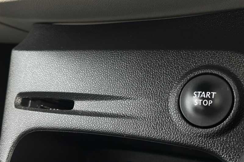 Used Renault Captur for sale - 76463587: Photo 44