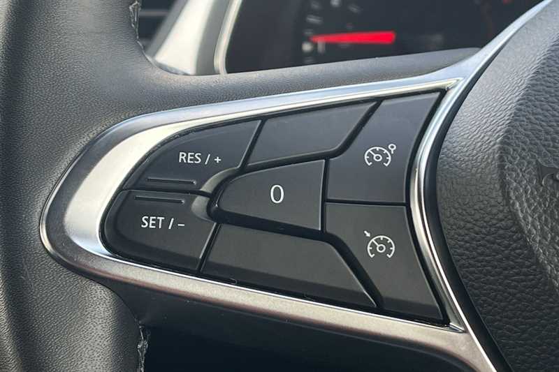 Used Renault Captur 2023 for sale - 78217105: Photo 21