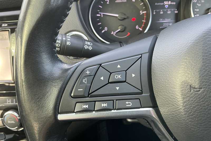 Used Nissan Qashqai 2017 for sale - 77741807: Photo 21