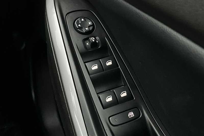 Used Vauxhall Grandland 2023 for sale - 76475260: Photo 16