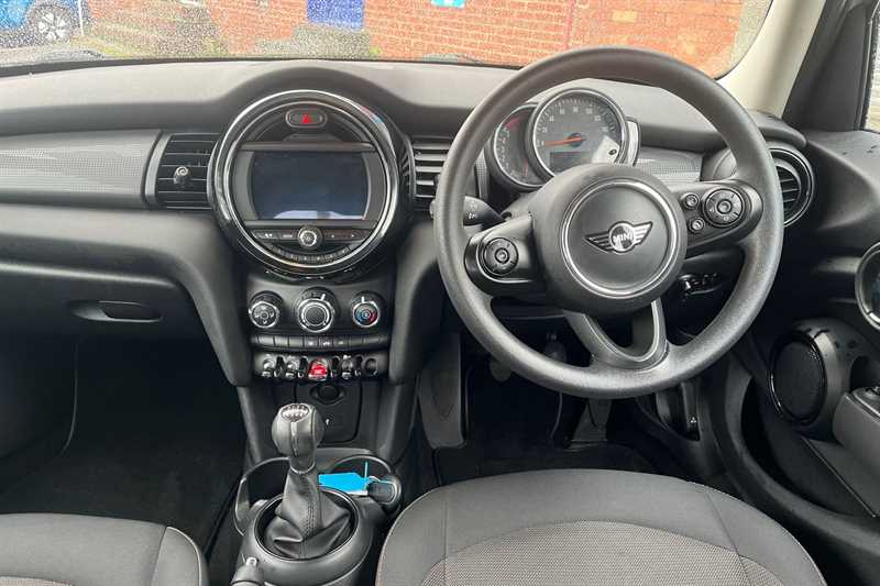 Used MINI Hatch 2018 for sale - 77375056: Photo 13