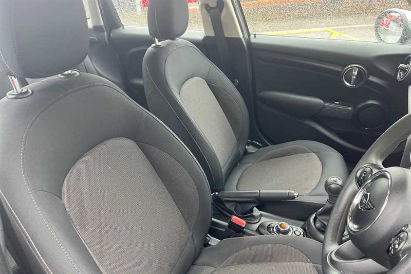 Used MINI Hatch 2018 for sale - 77375056: Photo 23