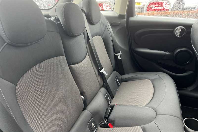 Used MINI Hatch 2018 for sale - 77375056: Photo 24