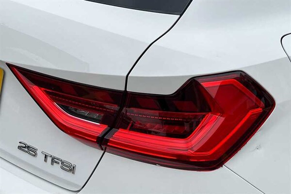Used Audi A1 2022 for sale - 76124934: Photo 32