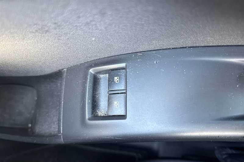 Used Vauxhall Meriva 2017 for sale - 77895820: Photo 16