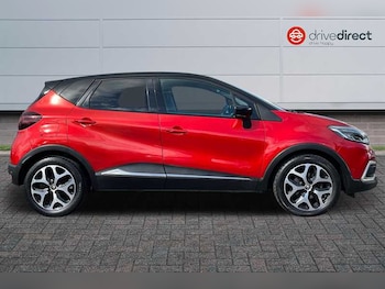 Used Renault Captur 2019 for sale - 76272720: Photo