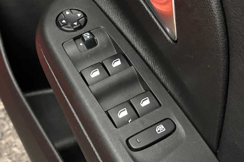 Used Vauxhall Corsa 2021 for sale - 76449111: Photo 16