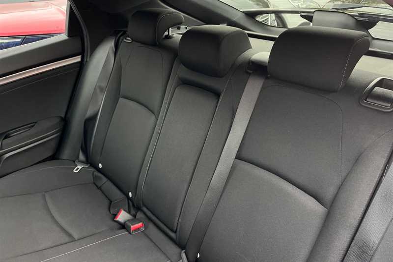 Used Honda Civic 2018 for sale - 75711105: Photo 24