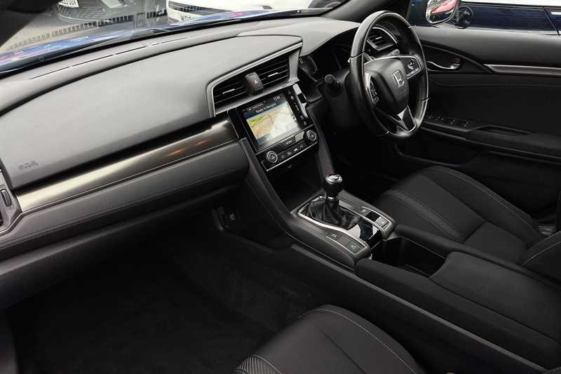 Used Honda Civic 2018 for sale - 75711105: Photo 38