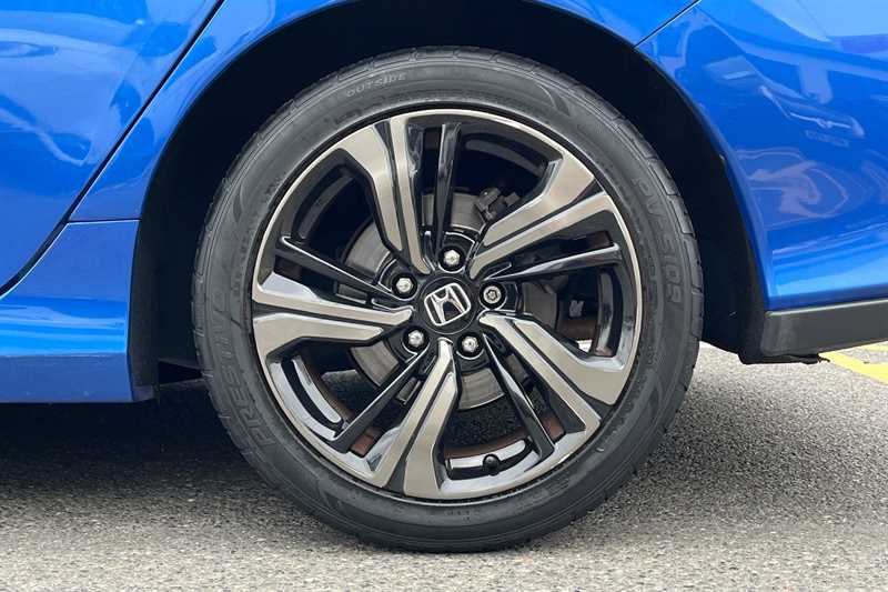 Used Honda Civic 2018 for sale - 75711105: Photo 9