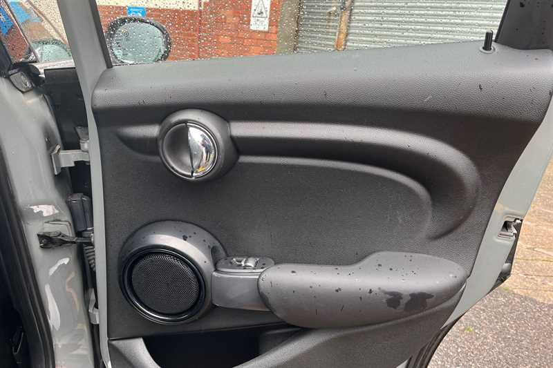 Used MINI Hatch 2018 for sale - 77349642: Photo 38