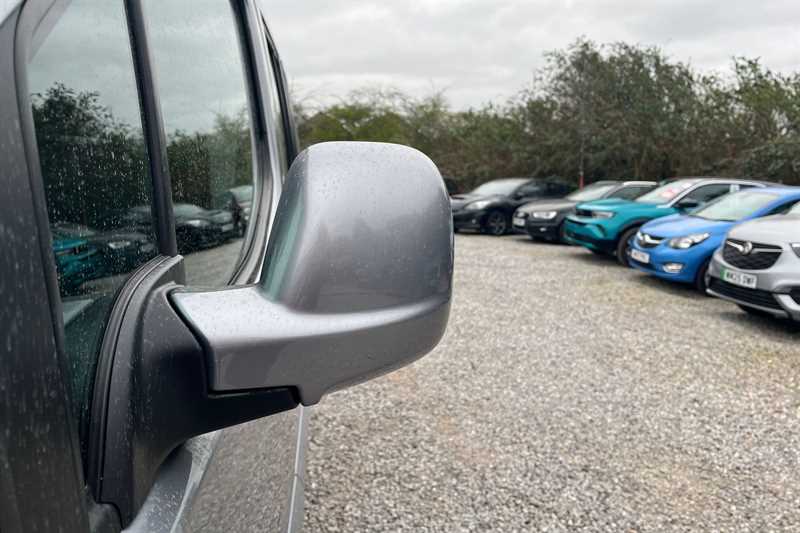 Used Vauxhall Combo Life 2021 for sale - 77900435: Photo 35