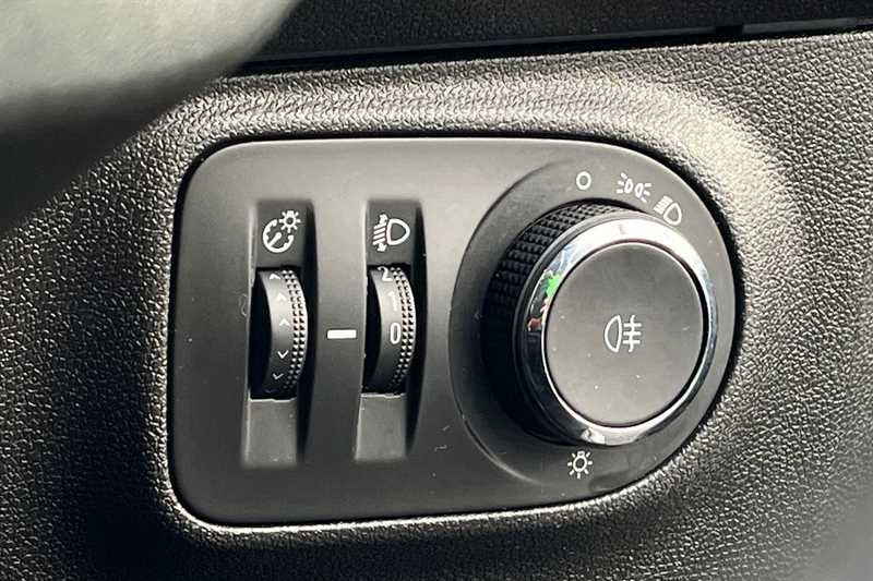 Used Vauxhall ADAM 2019 for sale - 76462435: Photo 42