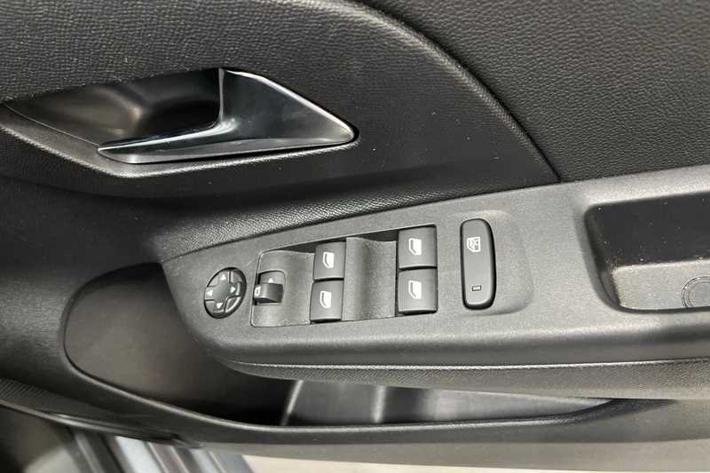 Used Vauxhall Corsa 2022 for sale - 76448602: Photo 16