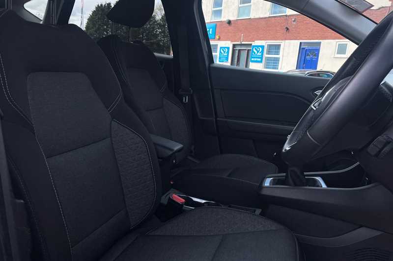 Used Renault Captur 2023 for sale - 78188868: Photo 23