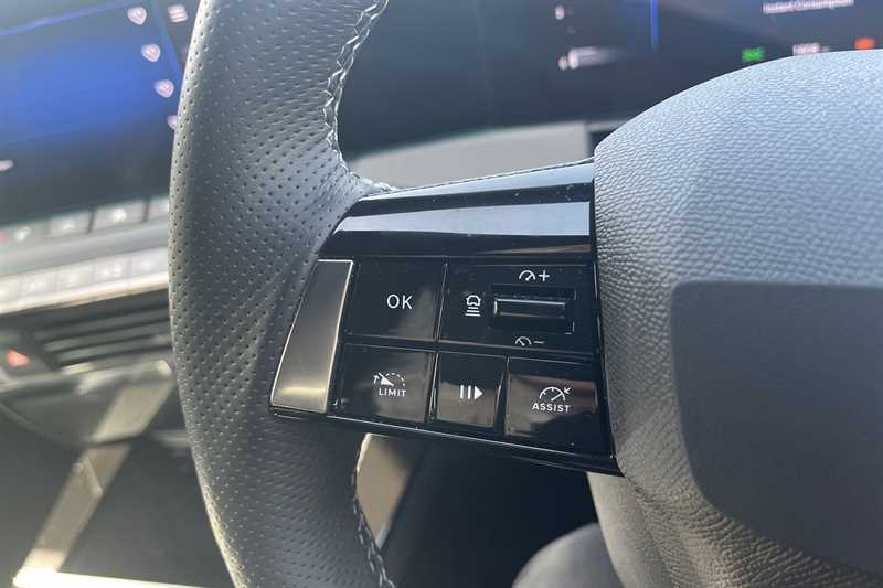 Used Vauxhall Astra for sale - 77828991: Photo 21