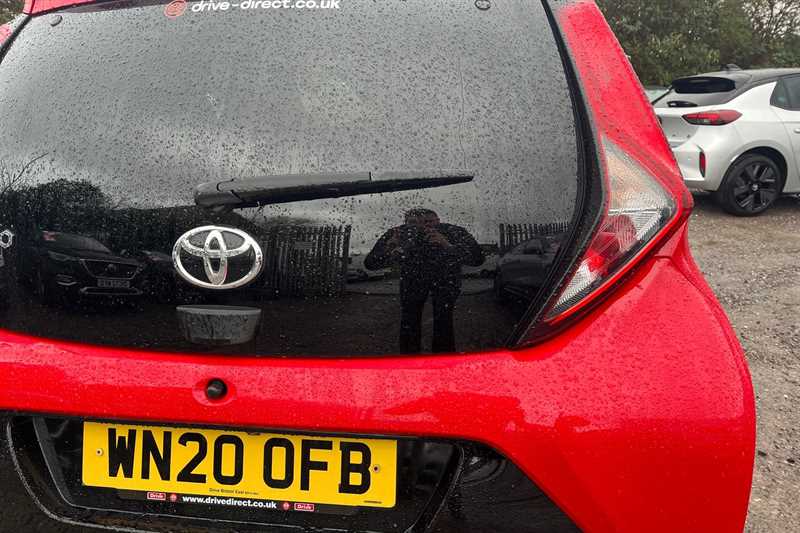 Used Toyota AYGO for sale - 77349402: Photo 32