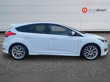 Used Ford Focus 2017 for sale - 77430188: Photo