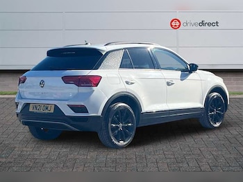 Used Volkswagen T-Roc 2021 for sale - 78295308: Photo