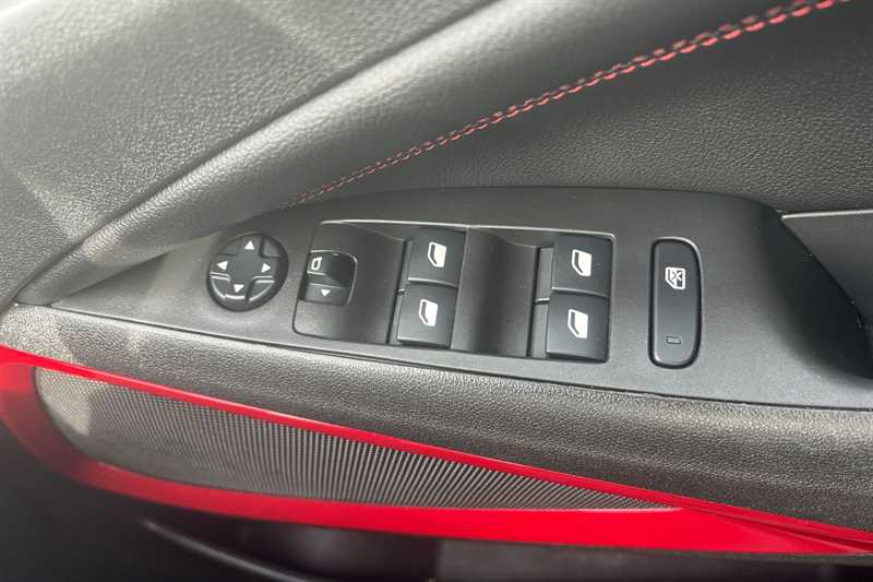 Used Vauxhall Crossland 2023 for sale - 77800752: Photo 16