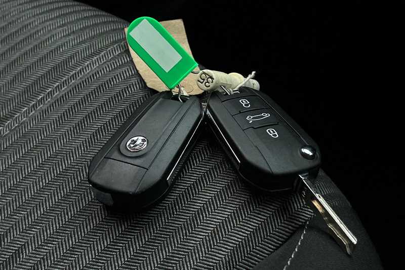 Used Vauxhall Corsa for sale - 76857100: Photo 36