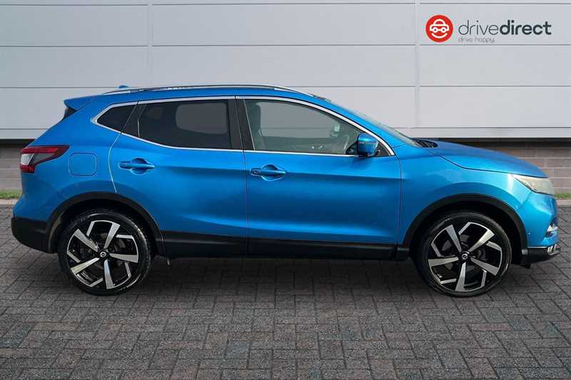 Used Nissan Qashqai 2017 for sale - 77787928: Photo 2