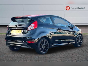 Used Ford Fiesta 2016 for sale - 76967089: Photo