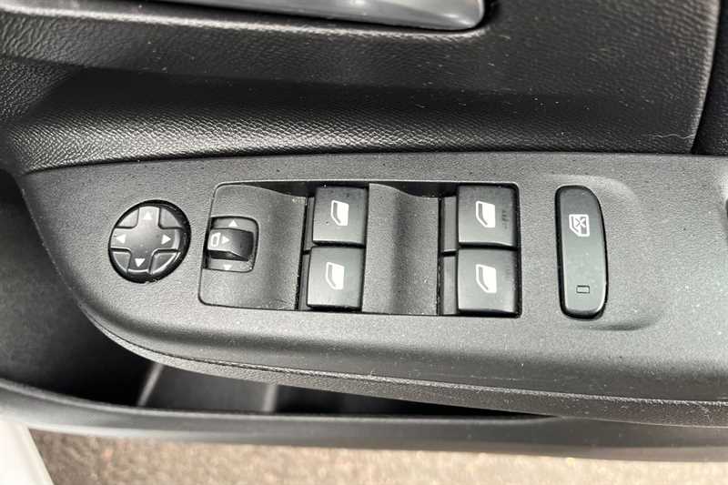 Used Vauxhall Corsa 2022 for sale - 76944913: Photo 16