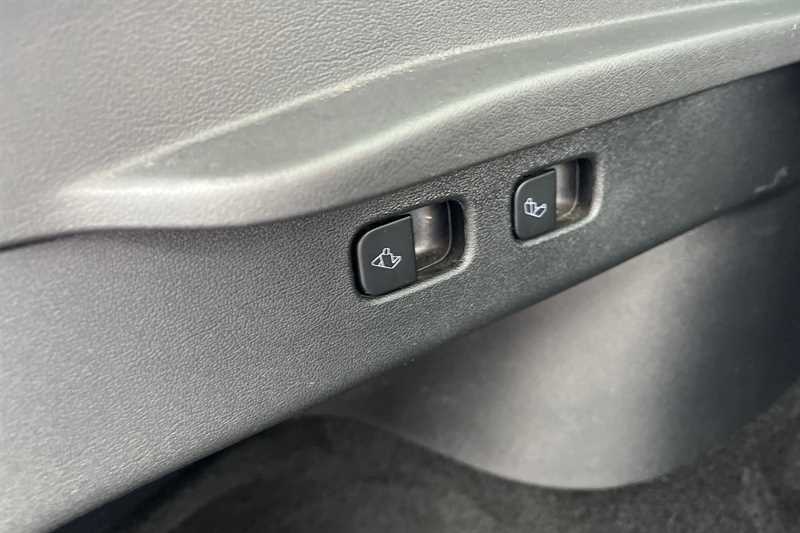 Used Tesla Model Y for sale - 77711604: Photo 38