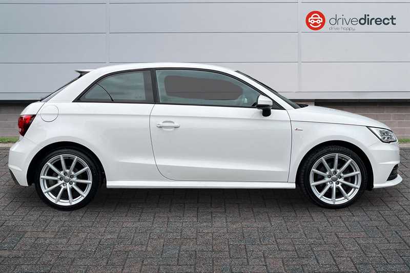 Used Audi A1 2016 for sale - 76530308: Photo 2