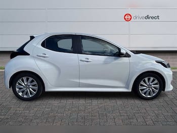 Used Toyota Yaris 2022 for sale - 79864010: Photo