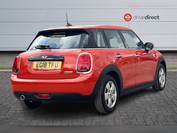 Used MINI Hatch 2018 for sale - 79398239: Photo