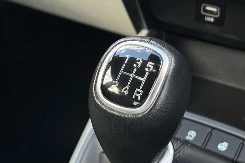 Used Hyundai i10 2022 for sale - 76938999: Photo 44