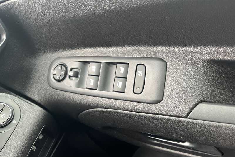 Used Vauxhall Combo Life 2021 for sale - 77930007: Photo 16