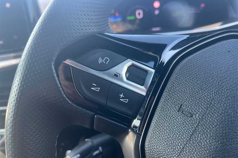 Used Peugeot E-2008 for sale - 78222228: Photo 21